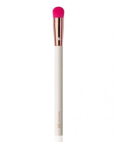 Urban Beauty United Kitty Saint Fluff Blending Brush